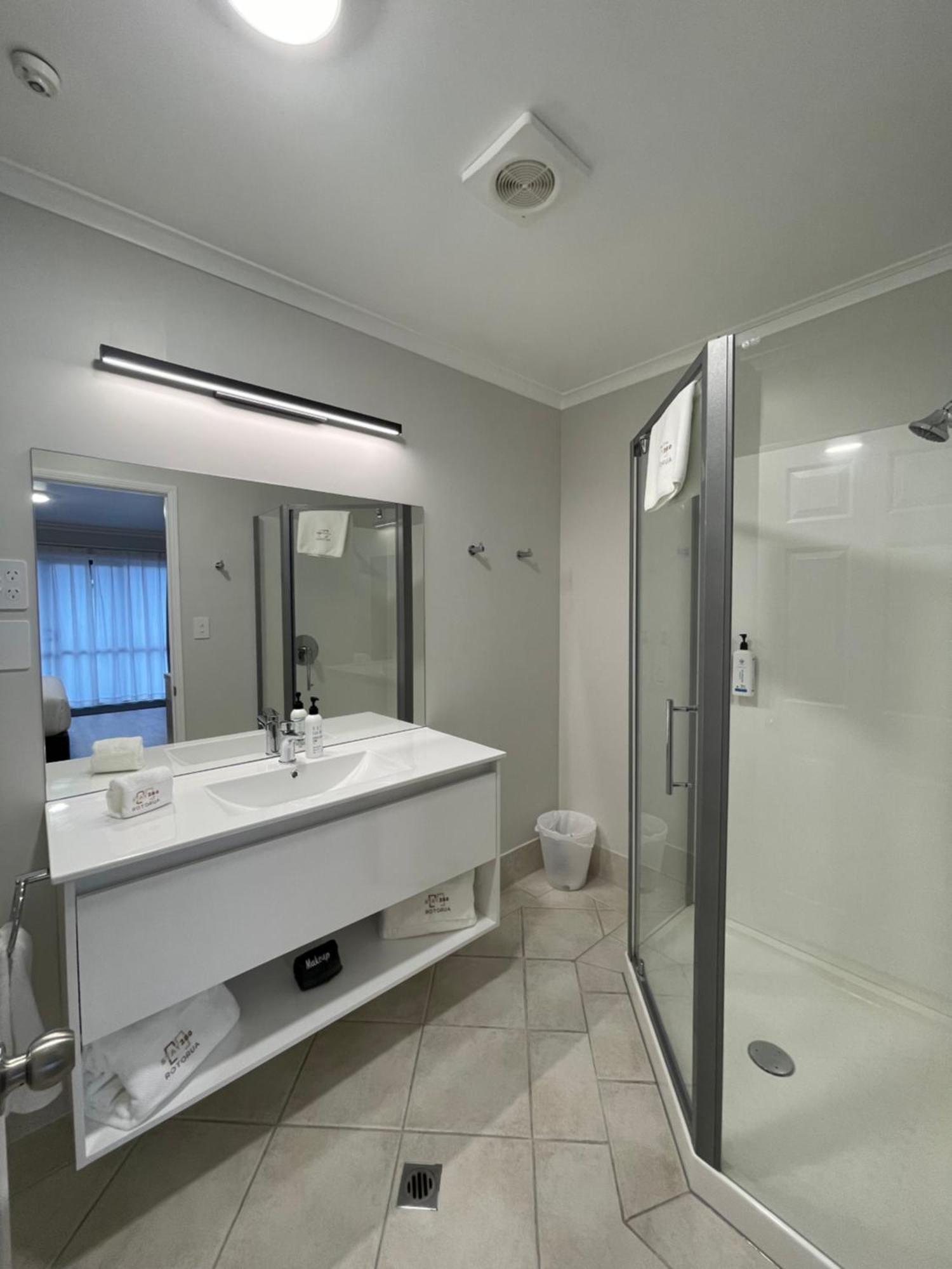 Stay 284 Rotorua - Refurbished Modern Accommodation Pokoj fotografie